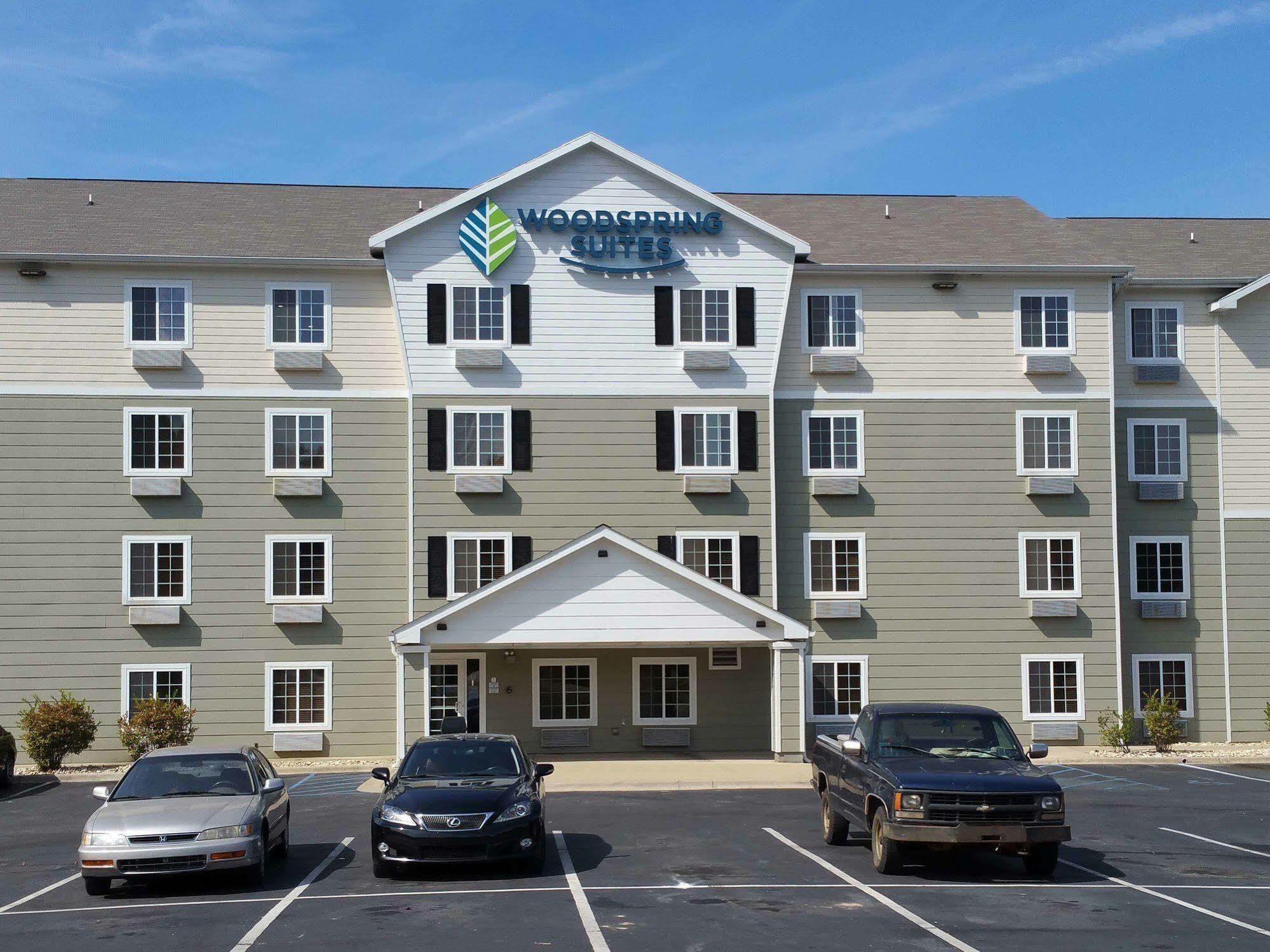 Woodspring Suites Louisville Southeast Forest Hills Exteriör bild